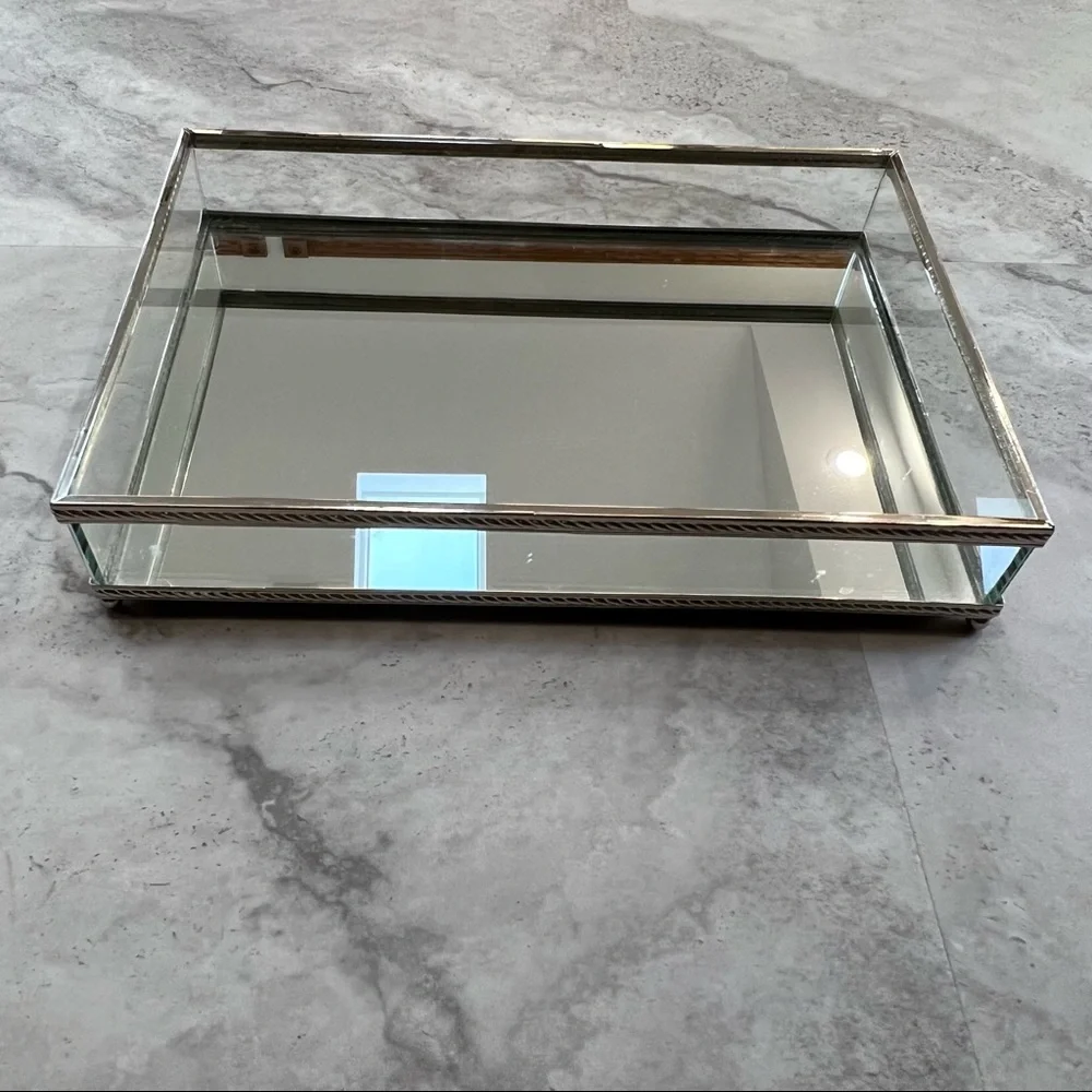Nicole Miller Home Mirrored Tray Bathroom Vanity Decor Silver‎